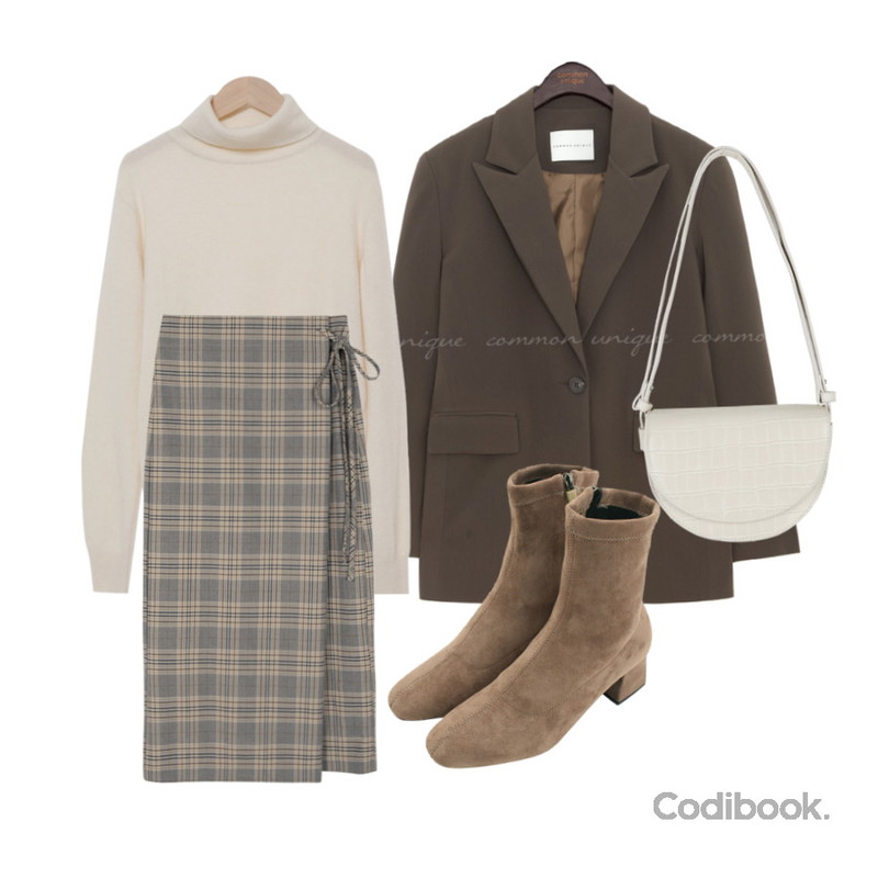 somedayif 로아 애니멀 패턴 하프 문 숄더 백,designershoes 스웨이드 삭스 미들힐 앵클부츠 베이지,common unique PLENTIFUL SET-UP SINGLE JACKETWITH CELEBRITY _ 장나라, 조보아 착용등을 매치한 코디