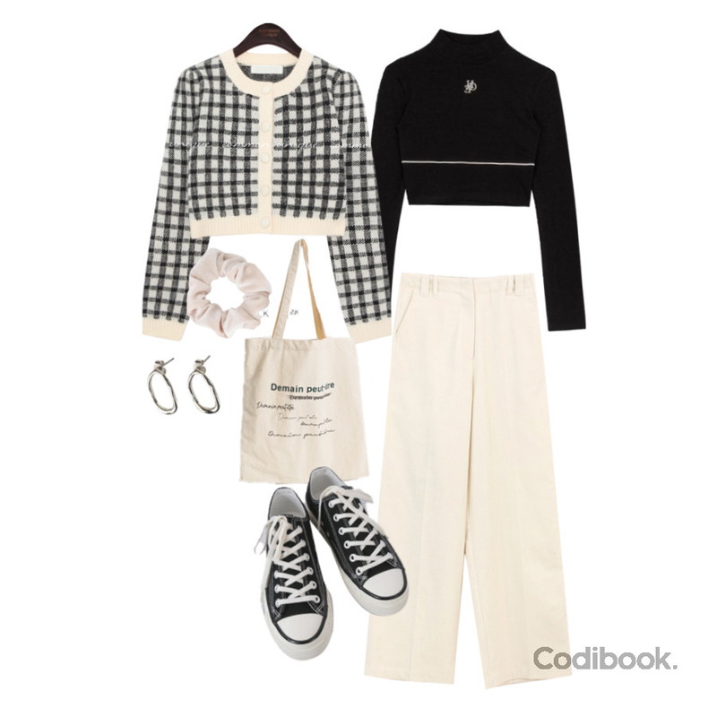 AFTERMONDAY basic casual color sneakers (10colors),REDIT 에테르 에코 백,MIXXMIX HIDE Piping Crop Top (Black)등을 매치한 코디