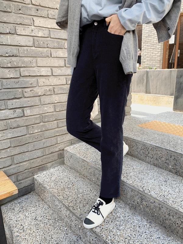 デニムパンツ