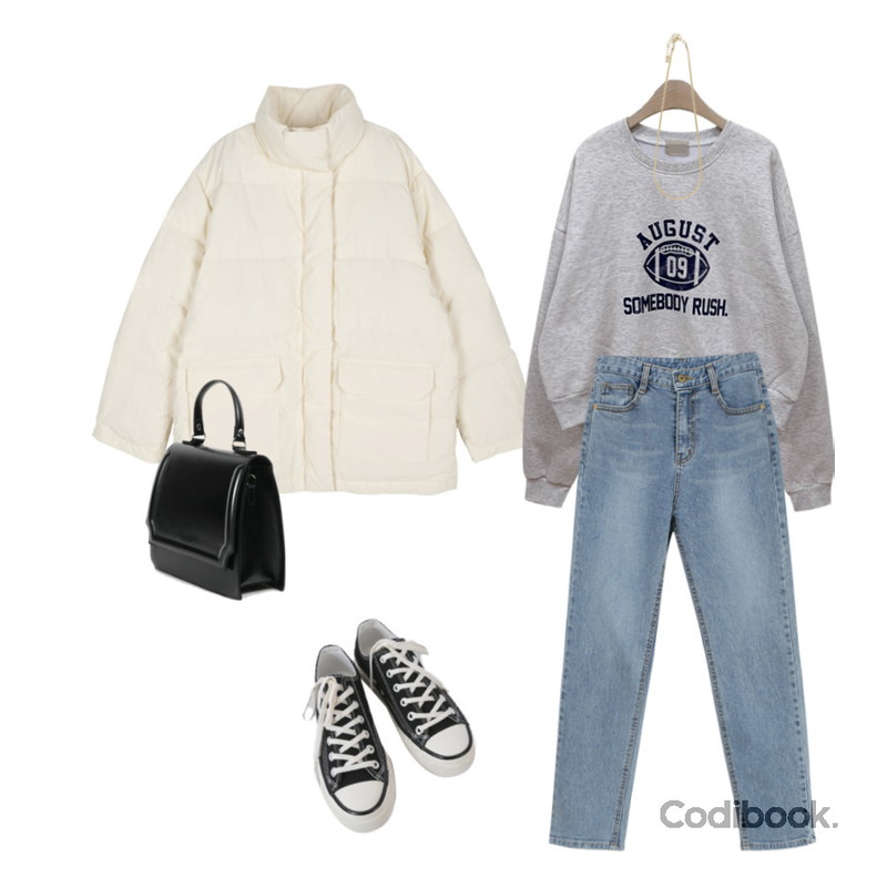 AIN solid square tote bag (2 colors),AFTERMONDAY basic casual color sneakers (10colors),somedayif 씬 심플 체인 네크리스등을 매치한 코디