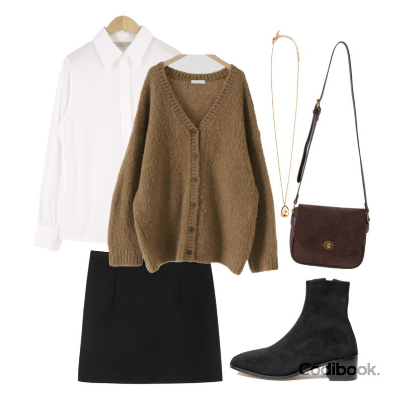 BANHARU 데일리 물방울 팬던트 목걸이,SOMEPLACE 멘더린 카라 셔츠,LOVELY SHOES 피에크 삭스 앵클부츠 4cm등을 매치한 코디