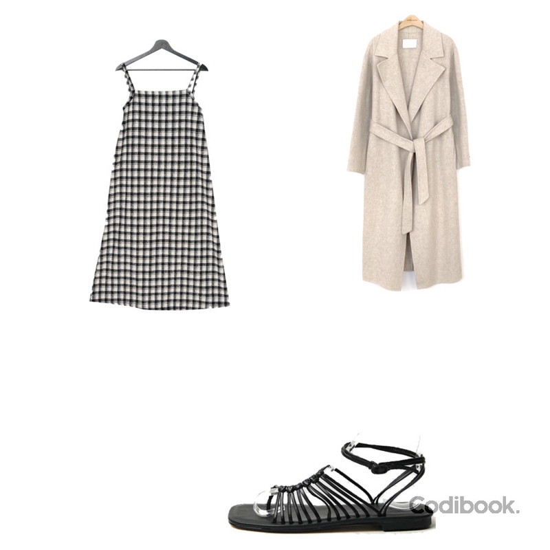 LOVELY SHOES 에리트 스트랩 샌들 1cm,WITHMOMENT 에트 로브 핸드메이드 코트 - 울90,VANILLAMILK 프레임 울 체크 뷔스티에 원피스등을 매치한 코디