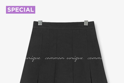 同じ服、違うコーデ 「ピーチインバーテッドプリーツミニスカート」