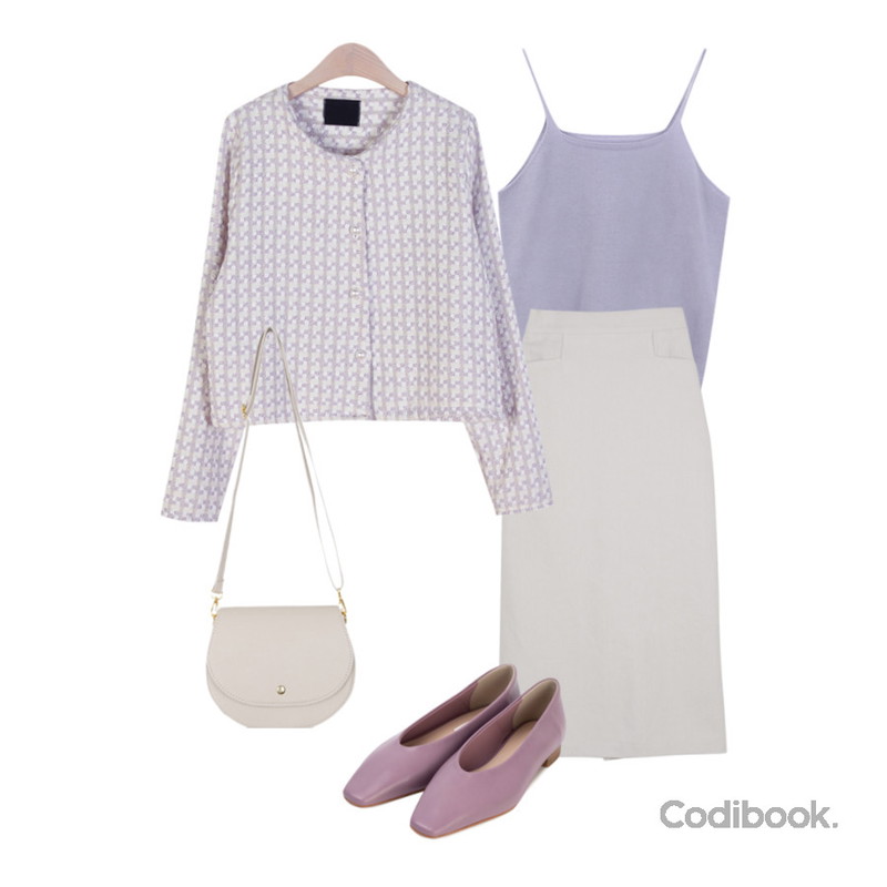 BULLANG GIRL 줄라이크로스백,WONLOG 데일리 캐시 뷔스티에,somedayif 앨빈 플랫슈즈등을 매치한 코디