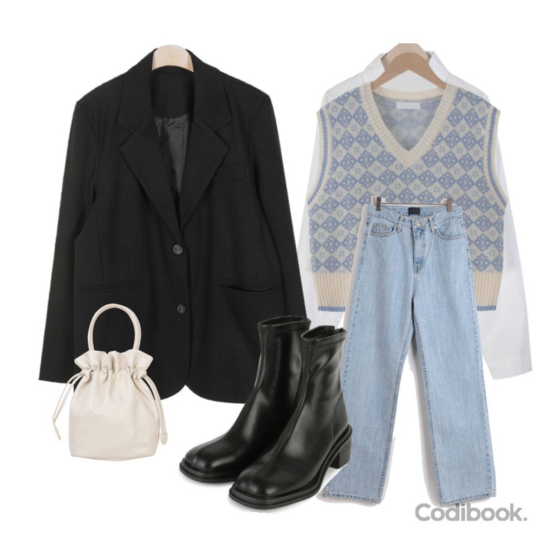 somedayif 센터 기모 미들 힐 앵클 부츠,dangosister 로켓크롭NB(3c),somedayif 클라우드 폴딩 투웨이 토트 백등을 매치한 코디