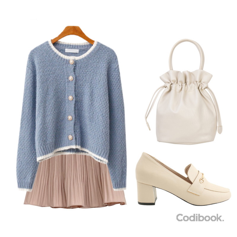 designershoes 홀스빗 체인 로퍼 미들힐 무광 블랙,somedayif 클라우드 폴딩 투웨이 토트 백,ENVYLOOK 발렌타인가디건등을 매치한 코디