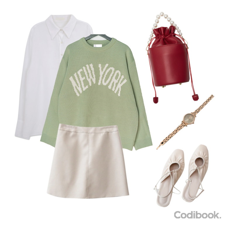 ENVYLOOK 큐빅메탈와치,somedayif 유즈 펄 투웨이 버킷 토트 백,ENVYLOOK 스티치레더스커트등을 매치한 코디
