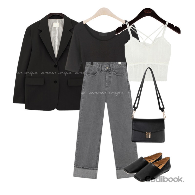 common unique DENT ROLL UP DENIM PANTS,somedayif 베어 투웨이 스퀘어 플랫슈즈,common unique BELIANA LACE BRALETTE등을 매치한 코디