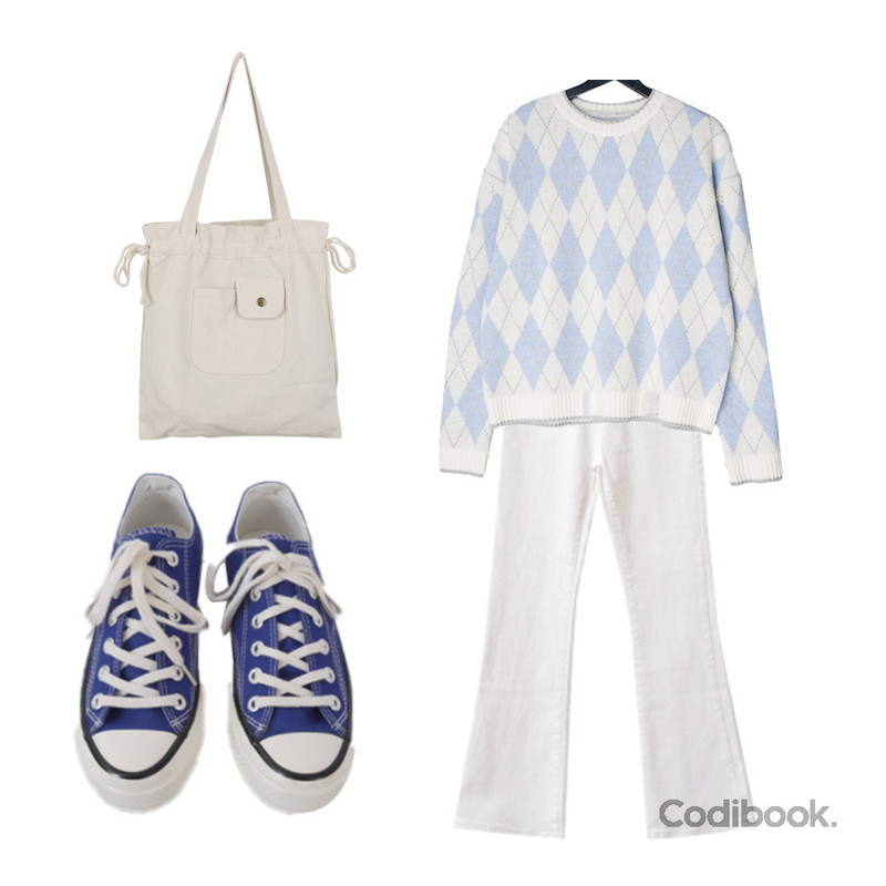 AFTERMONDAY basic casual color sneakers (10colors),somedayif 포미 스트링 코튼 에코 백,VANILLAMILK 빌리 라운드 아가일 니트등을 매치한 코디