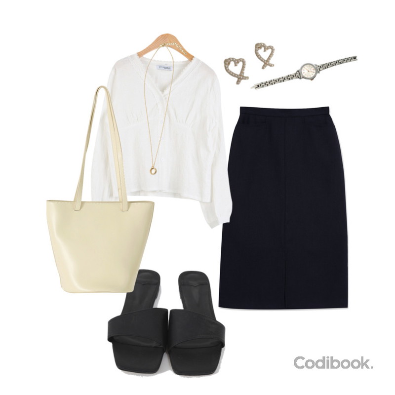 ENVYLOOK 큐빅메탈와치,From Beginning 언발란스 스퀘어슬리퍼 (4color),VANHECER 진주 러블리 하트 귀걸이 A#YW012등을 매치한 코디