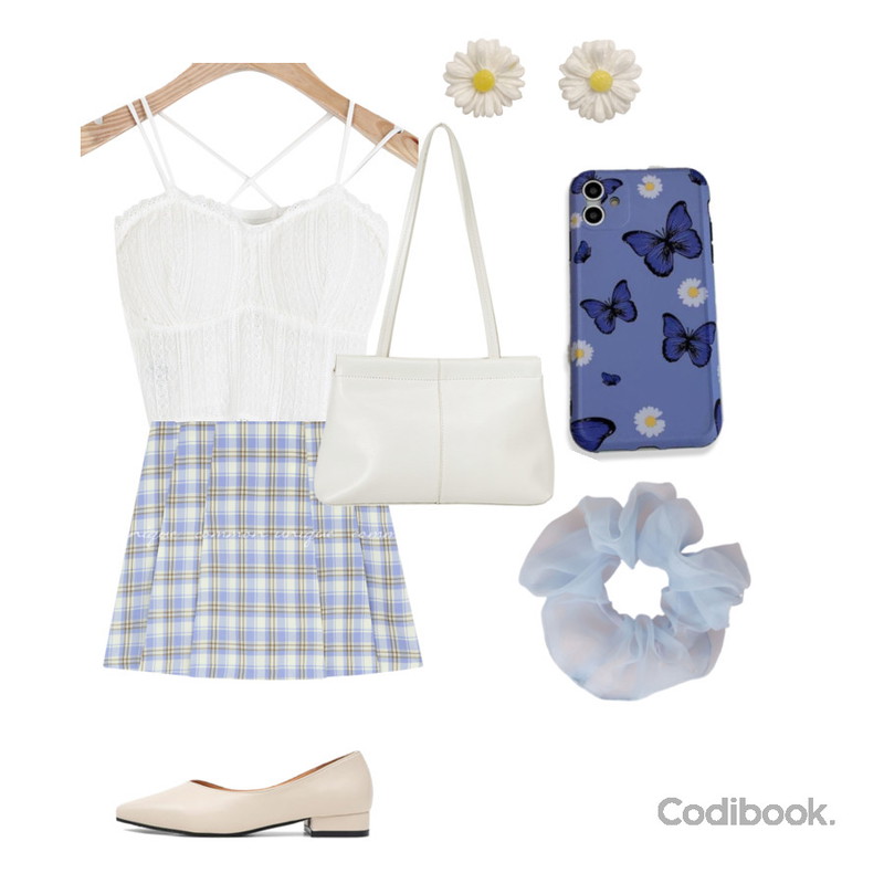 owler market 빈티지 퍼플 나비 무광 아이폰케이스,common unique NOISON CHECK PLEATS MINI SKIRT,common unique ELIAN FLOWER MINI EARRING등을 매치한 코디