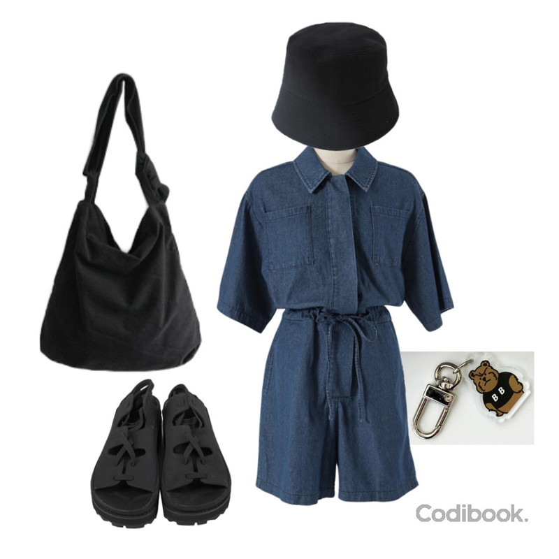 AFTERMONDAY wearable cotton shoulder bag (3colors),owler market 앵그리 BB베어 곰돌이 에어팟 열쇠고리 아크릴 키링,ENVYLOOK 딥벙거지등을 매치한 코디
