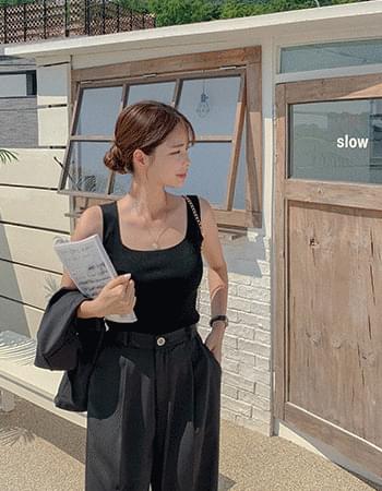 女性背心