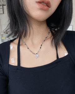 스톤 나비 믹스 비즈 목걸이