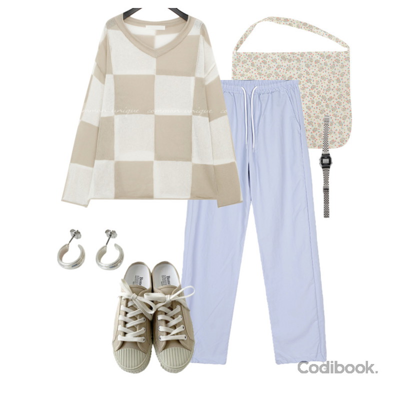 From Beginning LA680WA-1D,ENVYLOOK 코버스니커즈뮬,From Beginning 플라워 페이즐리에코백 (2color)등을 매치한 코디