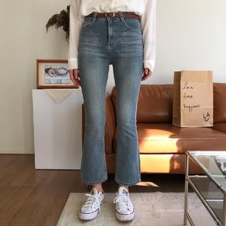 デニムパンツ
