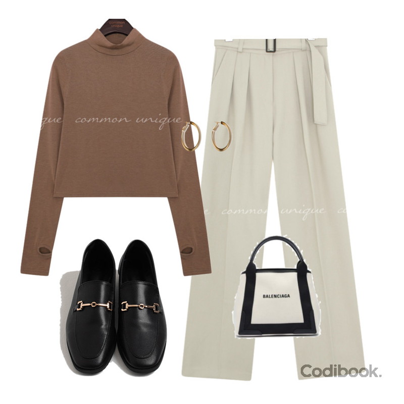 common unique NAPPING WARMER HALF NECK T,From Beginning 골드버클 플랫로퍼 (3color),common unique BERIT BELT PINTUCK WIDE SLACKS등을 매치한 코디