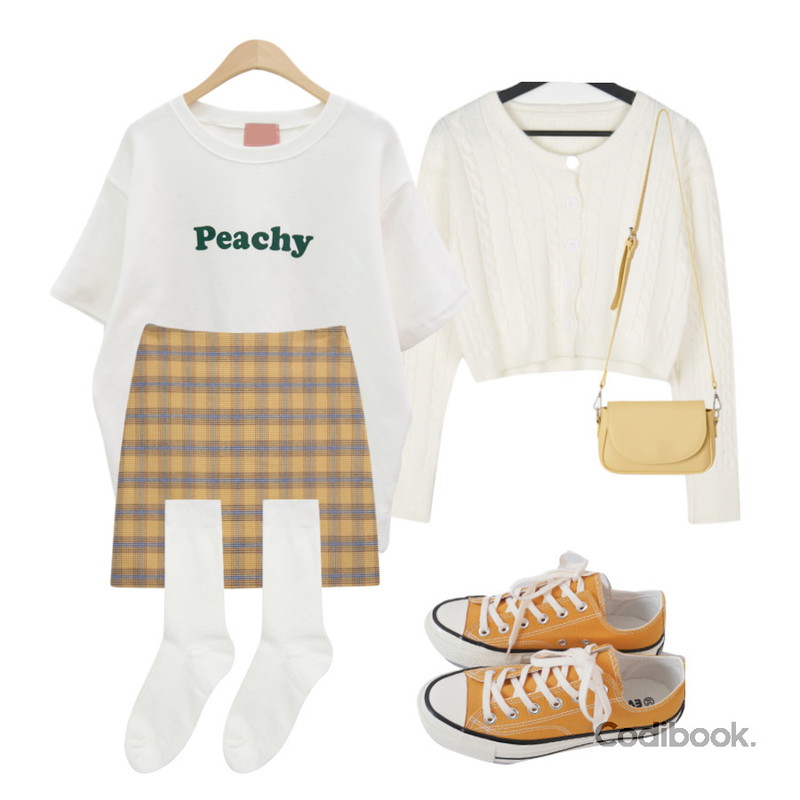 MIXXMIX 엘리아 체크 스커트,MIXXMIX 베이직 골지 롱삭스,AFTERMONDAY basic casual color sneakers (10colors)등을 매치한 코디