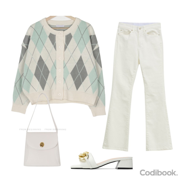 somedayif 스토리 모노 부츠컷 트라우저,ITSHU 잇슈 빅골드체인 뮬 슬리퍼(1.5/5cm) 10942 ♡15차완판♡,From Beginning 커브스티치 버클레더숄더백(4color)등을 매치한 코디