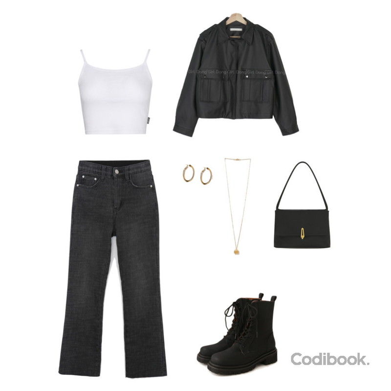 common unique GOLD ELLIPSE RING EARRING,MIXXMIX HIDE Sleeveless Crop Top (White),common unique MINI BAG PENDANT GOLD NECKLACE등을 매치한 코디