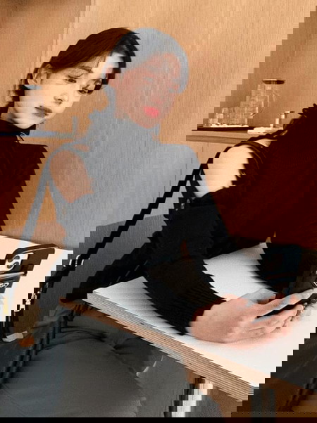高領上衣