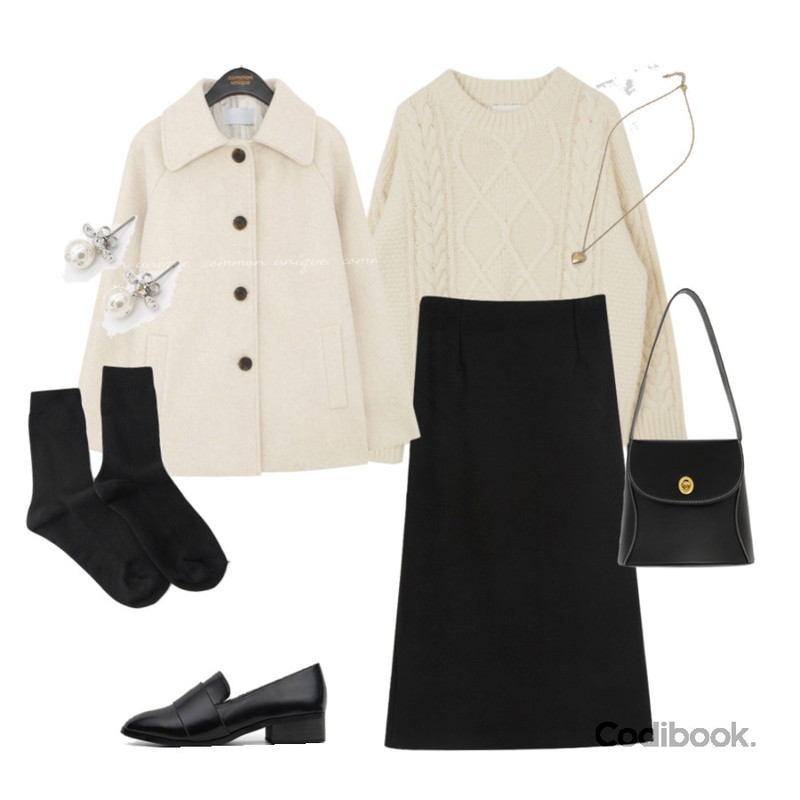 Zemma World Zem No.390 (earring),AFTERMONDAY ribbed long ankle socks (10colors),From Beginning 매트미니 하트목걸이 (2color)등을 매치한 코디