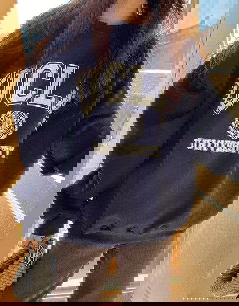 卫衣