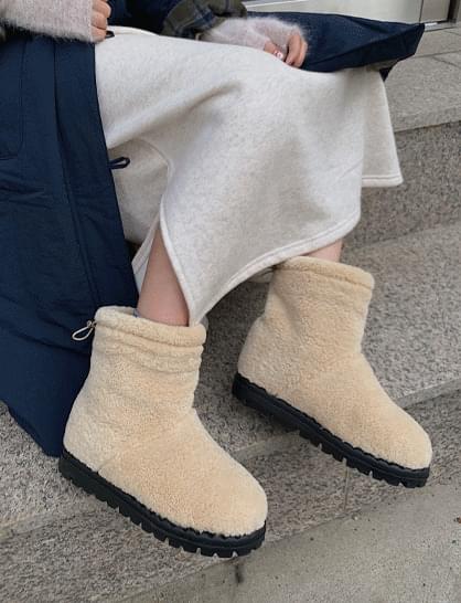 UGG雪靴