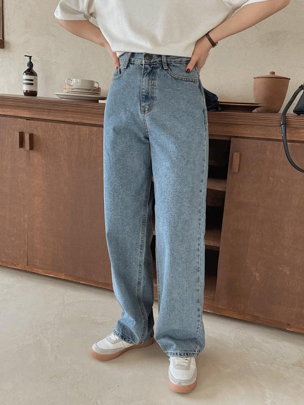 デニムパンツ