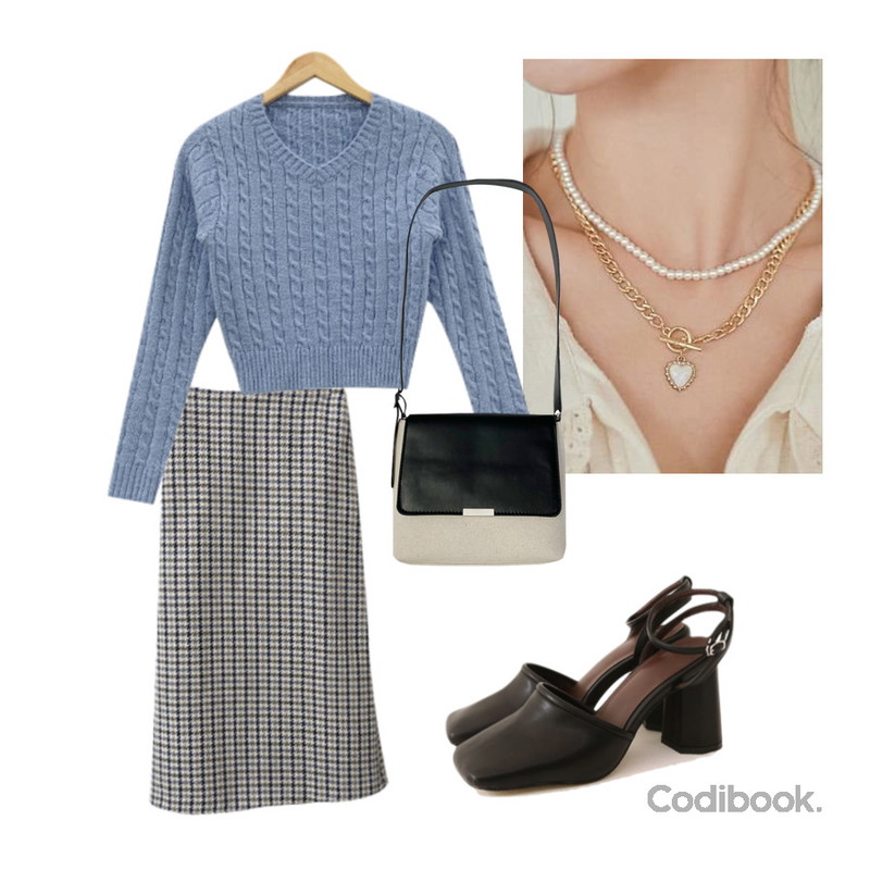 NONCODE 플랩 라탄 숄더백,common unique ROZEL SQUARE STRAP HEEL,common unique HEART PENDANT LAYERED NECKLACE등을 매치한 코디