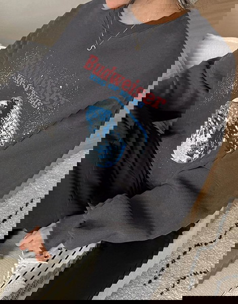 卫衣