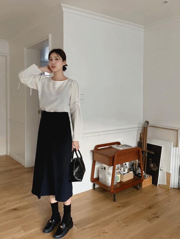 Point Wrap Skirt