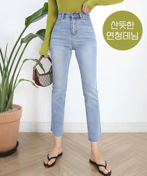 デニムパンツ