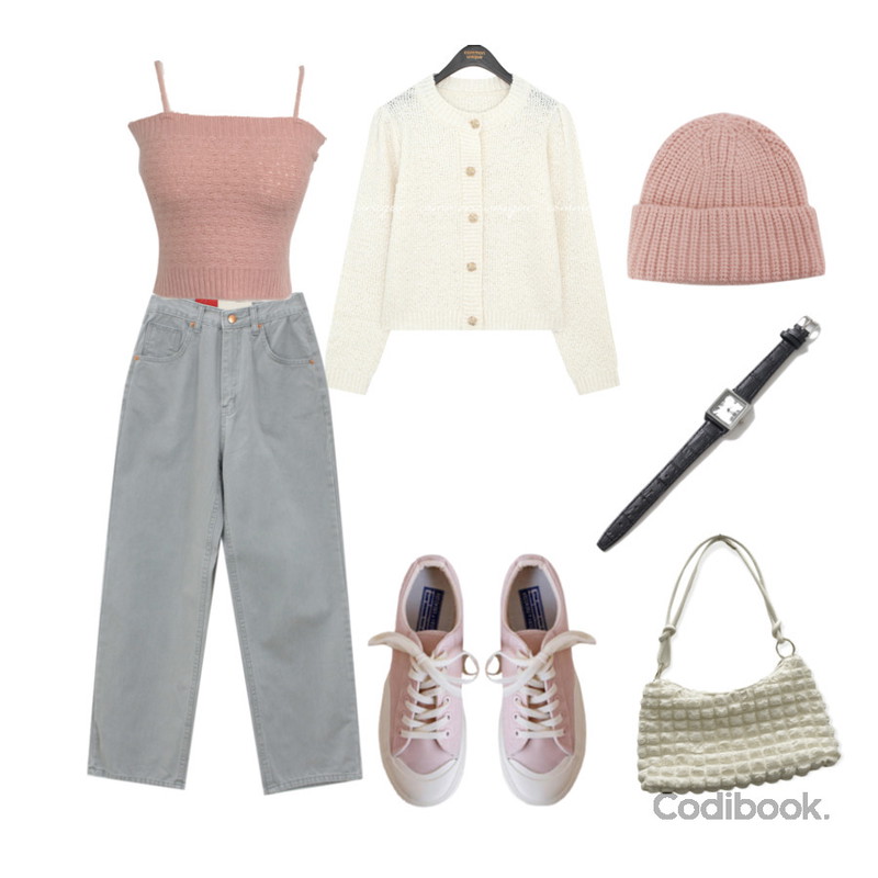 ENVYLOOK 스티치데일리스니커즈,From Beginning 스퀘어 소가죽시계,WONLOG 스마일 숏 비니등을 매치한 코디