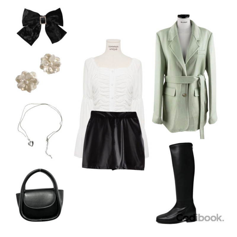 common unique JULIET VOLUME SHIRRING BLOUSEWITH CELEBRITY _ 아이유, 현아, 강민경 착용,LOVELY SHOES 데니즌 삭스 롱부츠 4cm,henique 레이디스 가죽 레더 랩 트임 미니 스커트 치마 바지 (블랙/베이지)등을 매치한 코디