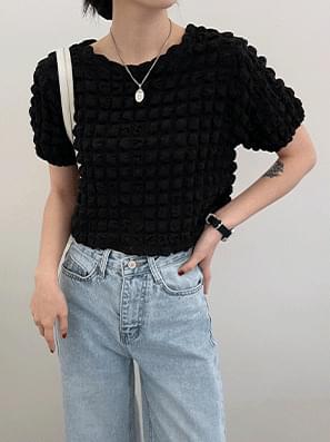 embossed puff short sleeve cropped blouse