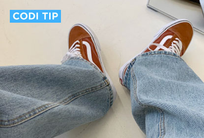 Outfit Repeater : シリアルワイドデニムパンツ