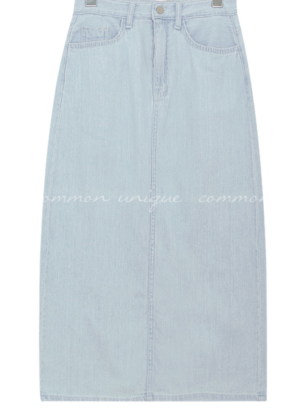 Back Slit Denim Long Skirt