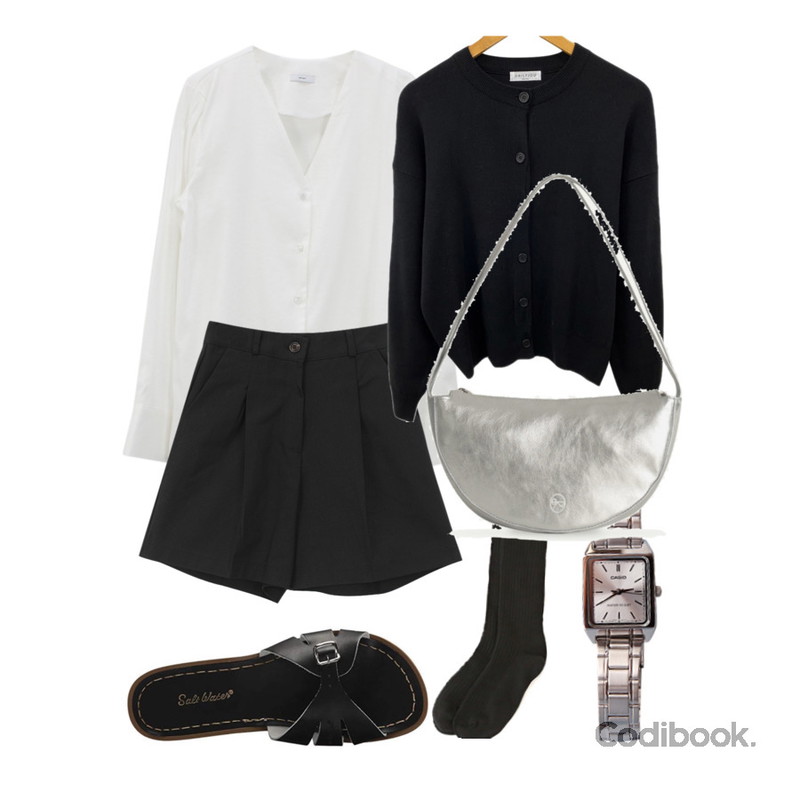 common unique BENON GOLGI KNEE HIGH SOCKS,common unique CASIO SQUARE 2 COLOR WATCH,WONLOG 리틀 하프 팬츠등을 매치한 코디