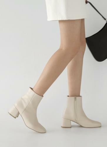 ankle-boots