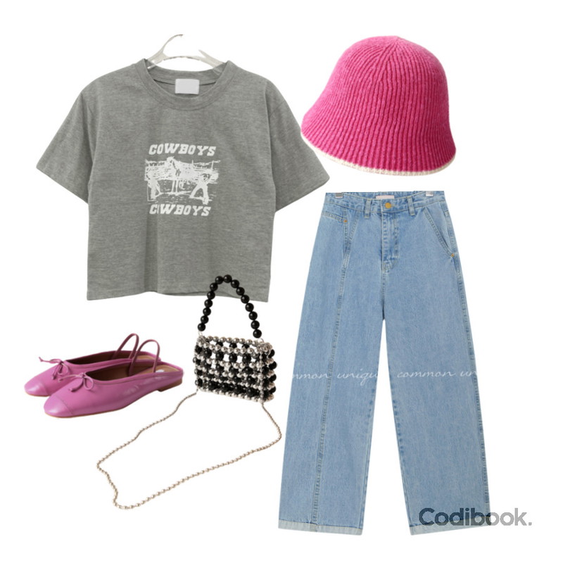 common unique MENDA WIDE CROP DENIM PANTS,DAILYJOU 카우 크롭 반팔 티셔츠 - 3 color,common unique CIKA 2 WAY PEARL SILVER BALL MINI BAG등을 매치한 코디