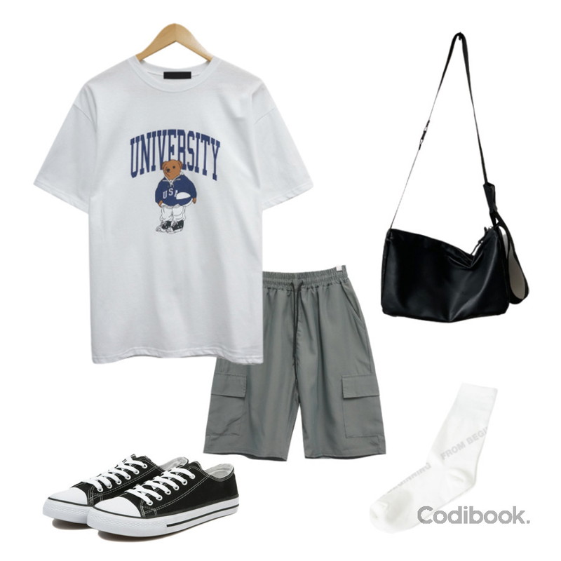 wonderwonder 플랜 미니멀 버클 레더 크로스백,From Beginning 베이직 롱밴딩컬러양말 (10color),BULLANG GIRL 버시티 베어 반팔티등을 매치한 코디