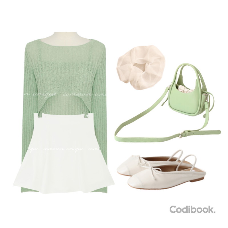 common unique ONDEAR BOUCLE KNIT SLEEVELESS SET,common unique ROINA FLARE PANTS SKIRT - 2 TYPE,common unique BRIEF SEETHROUGH HAIR STRING등을 매치한 코디