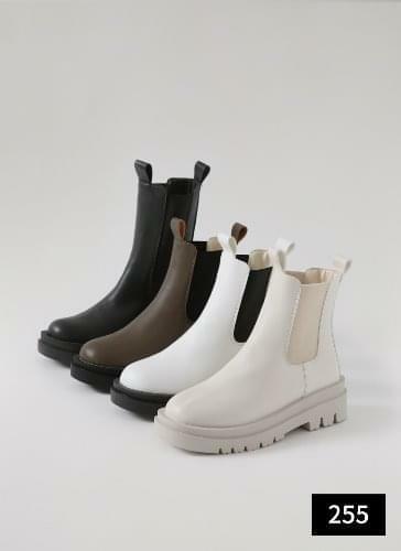 Figaro Chelsea boots