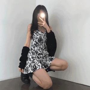 吊带真丝裙