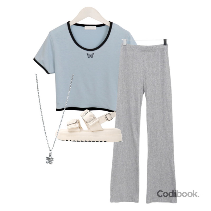 AFTERMONDAY ribbed with wrinkle leggings (3colors),AFTERMONDAY tiny flower thin necklace,ITSHU 더블 셔링 버클 스트랩 통굽샌들(4.5cm) 11264등을 매치한 코디