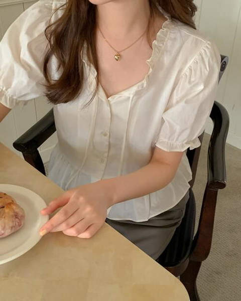 rock frill blouse