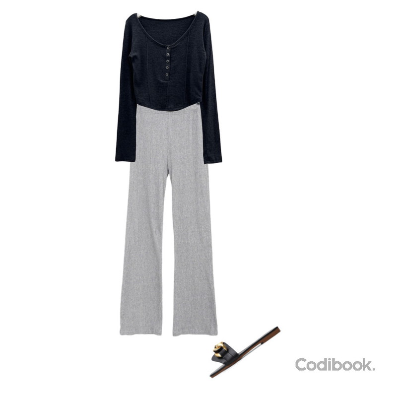 ORU U넥 버튼 크롭 T #OU-A2412024,ITSHU 체인장식 몰드창 슬리퍼(1.1cm) 11219,AFTERMONDAY ribbed with wrinkle leggings (3colors)등을 매치한 코디