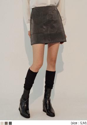 Crack Matte Leather MIni SKirt