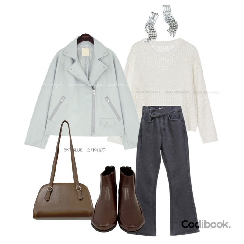 common unique 모디쉬 루즈 핏 라이더 자켓,DAILYJOU 텐디 앵클 부츠 - 3 color,RIGHT HERE 언발 큐빅귀걸이등을 매치한 코디